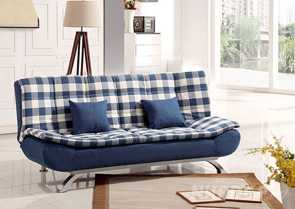 Mẫu sofa giường màu xanh sọc trẻ trung